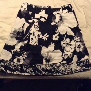 White House black market skirt