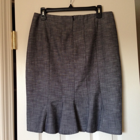 Gray Pencil Skirt w/ Button Detail - Picture 2 of 4