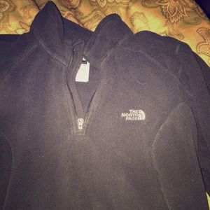 North face pullover