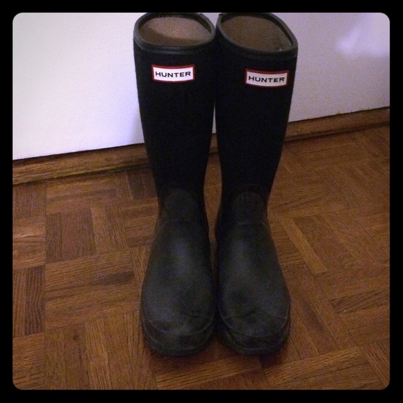 Hunter navy and black Arlen rain boot eu 37 fits 7