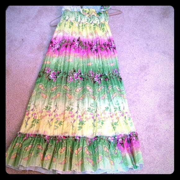 Colorful dress 💚💗