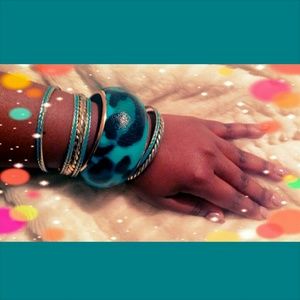 Animal Print Bangle Set NWOT