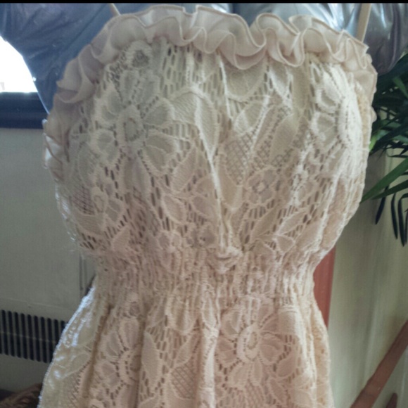 Dress - Picture 3 of 3