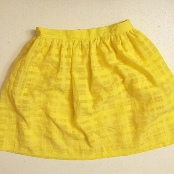 Tildon yellow textured skirt