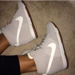 Women's Nike dunk wedge sneakers