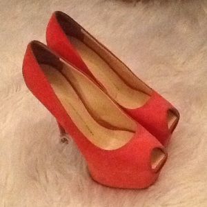 Pretty in pink pumps💞