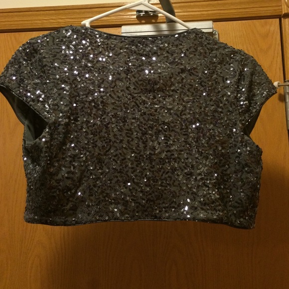 Cropped, silver sequenced top from Express. M - Picture 2 of 2