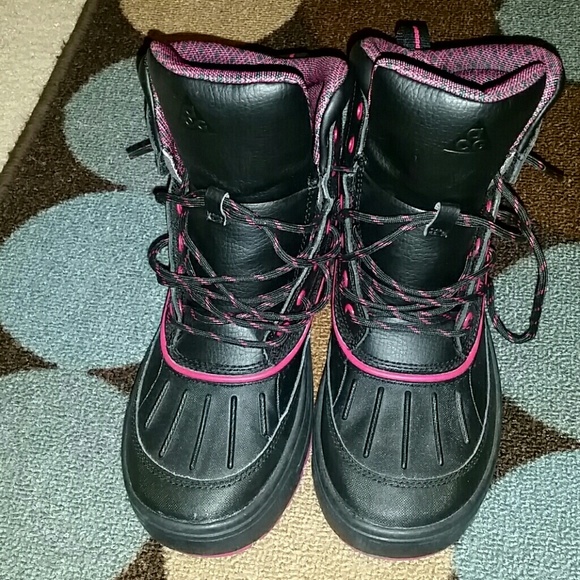 Nike ACG boots