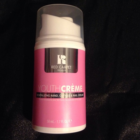 Youth, Revitalizing hand, cuticle, & nail cream. - Picture 1 of 1