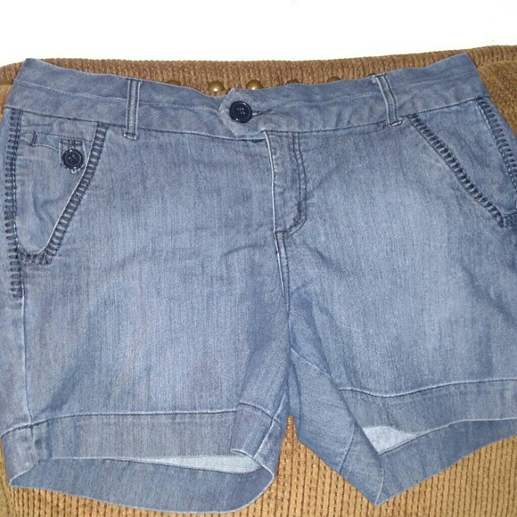 Jean shorts!