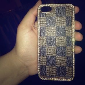 LOUIS V. iPhone 5 case