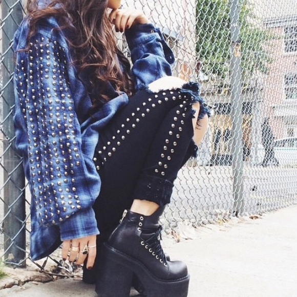 ❌SOLD❌LF STORES STUDDED CARMARS - Picture 2 of 3