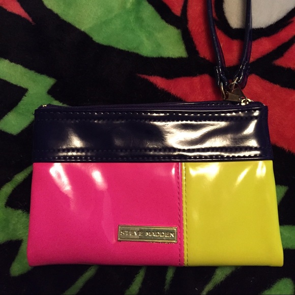 Steve Madden clutch