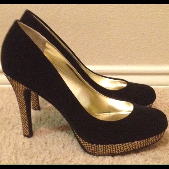 Platforms/Black & Gold