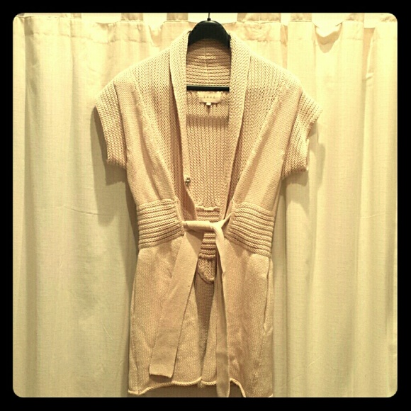 Shae cotton sweater. - Picture 1 of 3