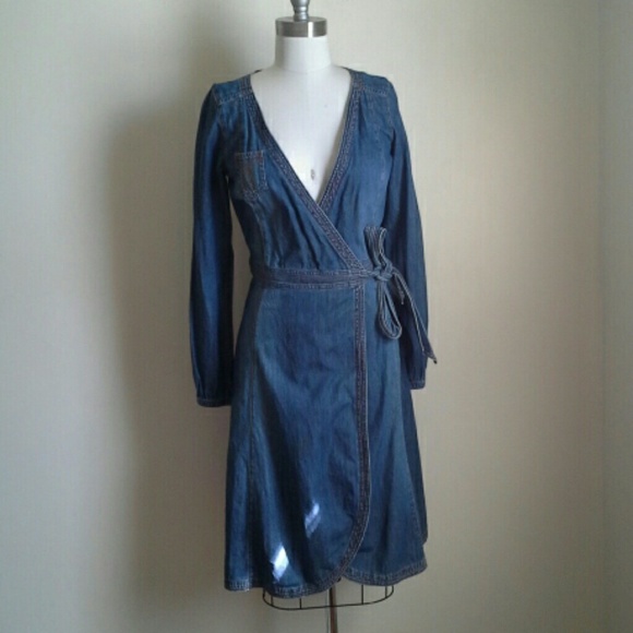 !!!!WEEKEND FLASH SALE!!!!! Wrap denim jacket