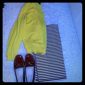 Black and white striped pencil skirt