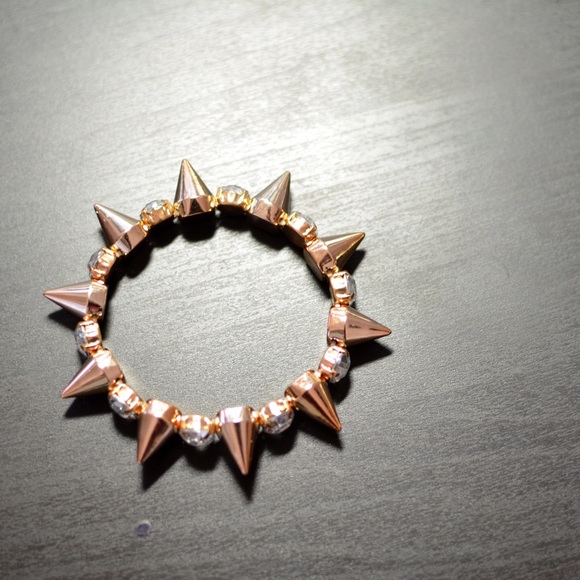 Jewelry - Gold spike bracelet