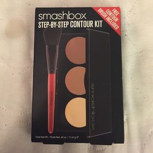 Smashbox Step by Step Contour Kit 🎉NEW🎉