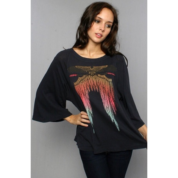 ♥️Keeping for now!♥️Wildfox Feather Raglan Tee