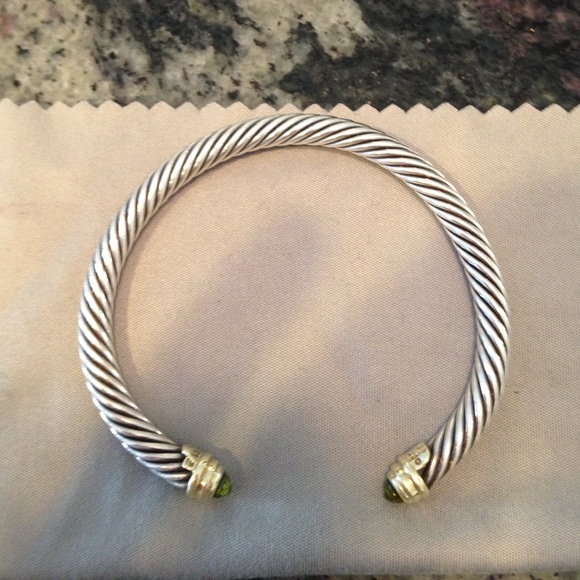David yurman authentic bangle peridot