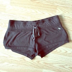 Abercrombie and Fitch brown shorts size M