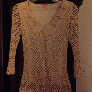 Crocheted top with beaded design
