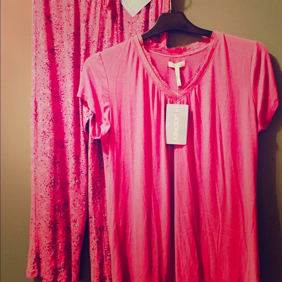 Jockey pajama shirt and pant set