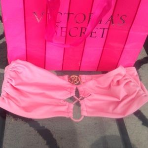 NWOT Victoria's Secret pink Bikini top