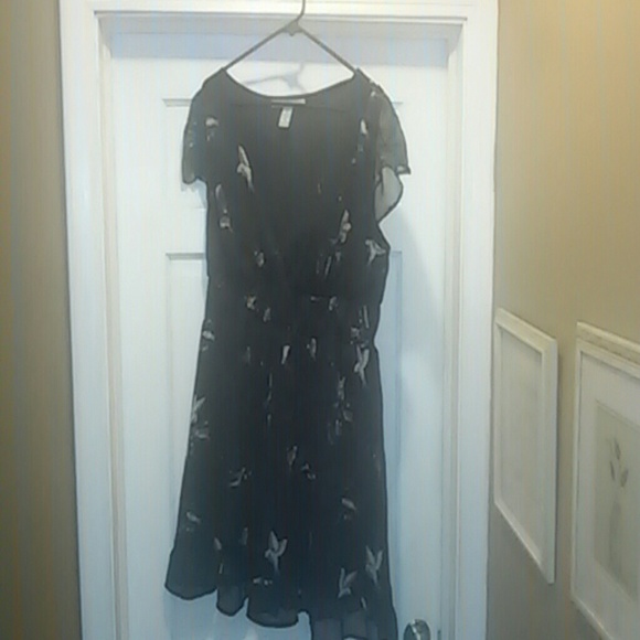 *REDUCED* Navy Dress with Bird Print