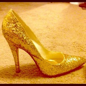Sold On EBay : Gold glitter pumps