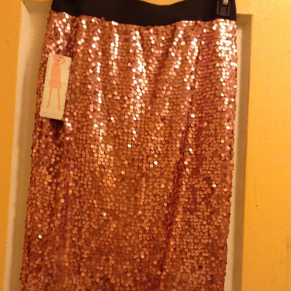 Sequined skirt