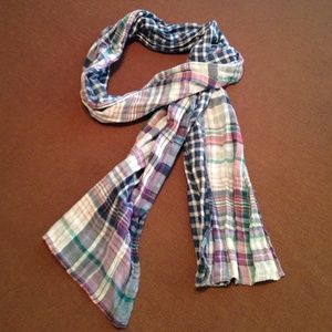 Plaid scarf