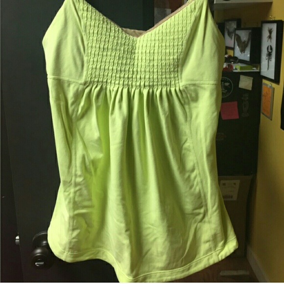 Lululemon drawstring bottom dance top