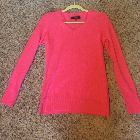 Brand New Hot Pink Alex Marie Cashmere sweater