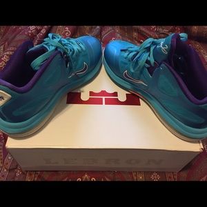 Lebron 9's low (hornets)