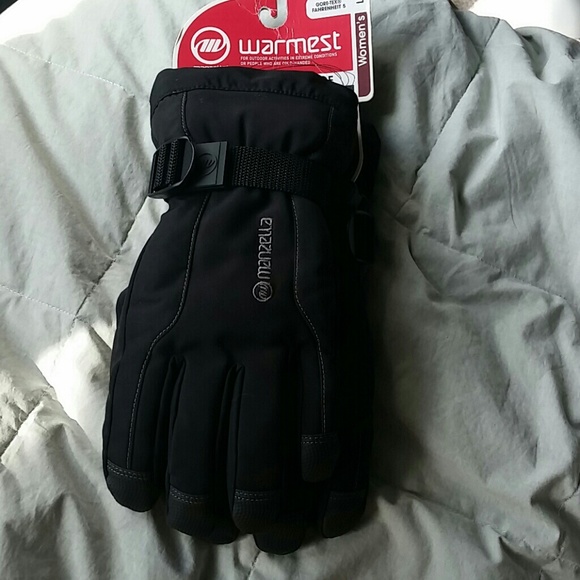 Waterproof winter gloves.