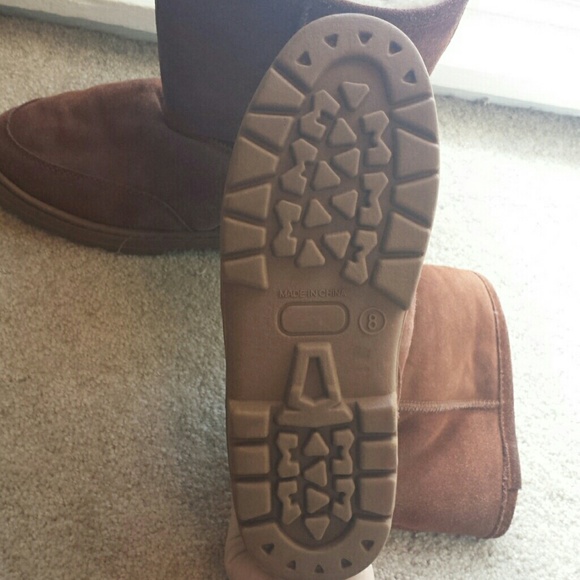 Boots - Picture 2 of 3