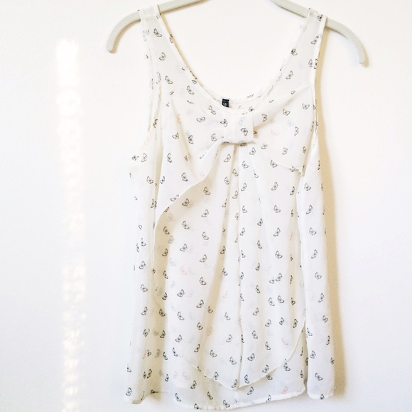 🎉HP 3/23🎉 Love culture butterfly/bow tank.