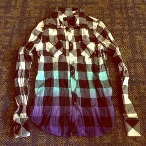Fox color fade button up