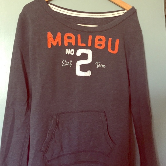 Hollister pullover crew neck sweatshirt