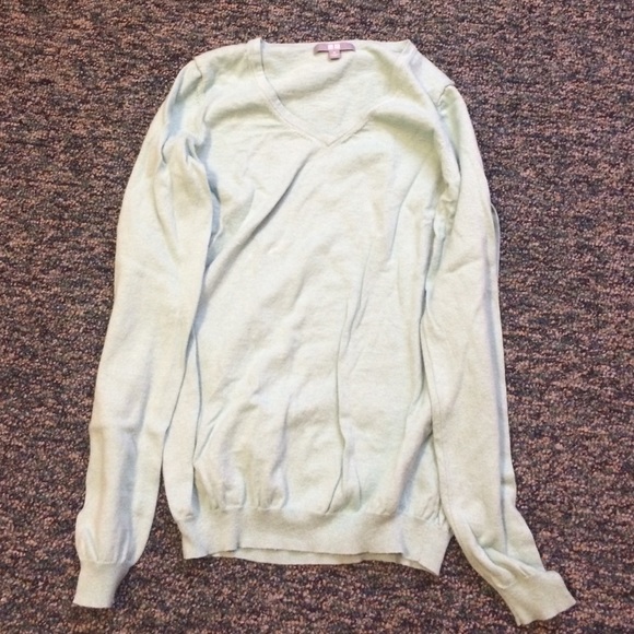 UNI-QLO mint green sweatershirt