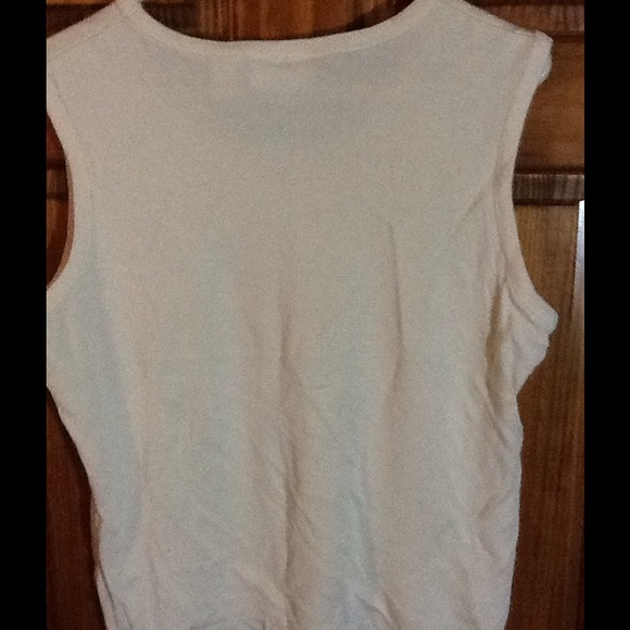 Off White Top - Picture 2 of 2