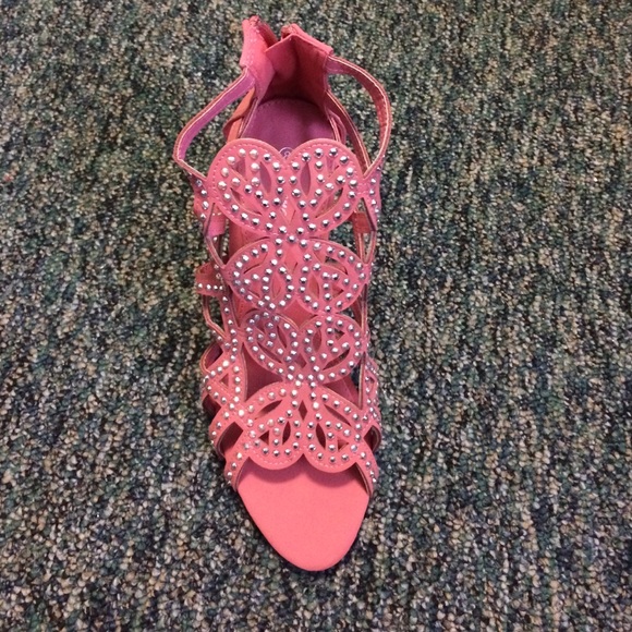 Pink heel