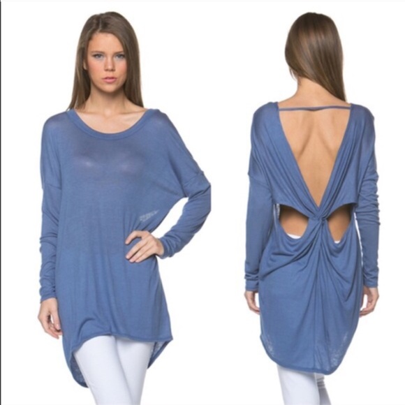 💠💠The RANDIE twisted back top - PEACH - Picture 3 of 3