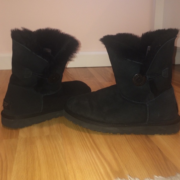 Short Black Baley Button Uggs! Barely Worn!