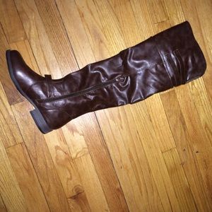 knee length boots