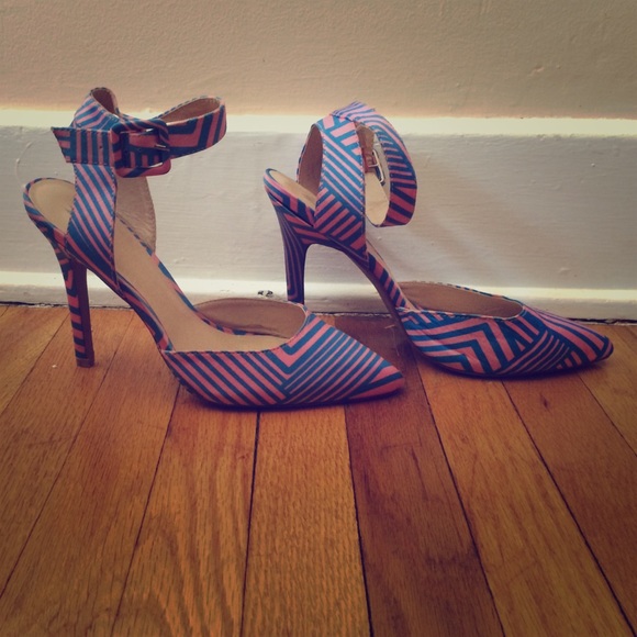Flirty pumps!