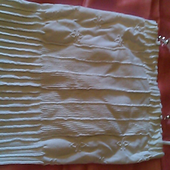 Shirt - Picture 4 of 4