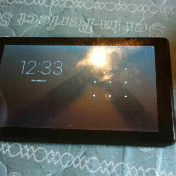 Tablet - Picture 3 of 3